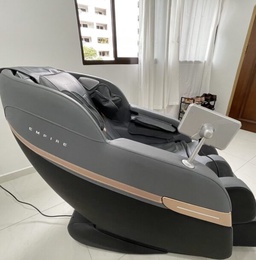 EMPIRE Premium Massage Chair Review featured image