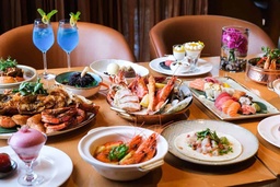 Town Restaurant at The Fullerton Hotel – Possibly the Most Luxurious Seafood Buffet in Singapore! featured image