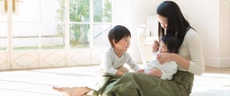 Raising a Child Solo: Single Mothers in Japan and the Support Available to Help Them Succeed featured image