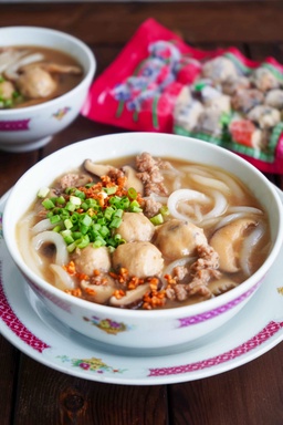 Mee Tai Bak Noodles in Mushroom Thick Soup with Meatballs featured image