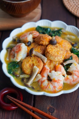 Egg Tofu with Spinach & Shrimps in Pumpkin Sauce featured image