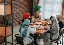 Guide to Ramadan in Singapore: All you need to know about fasting, the holy month, its traditions and events featured image