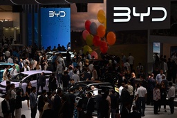 Tesla falls short: BYD surges to the top in global EV sales for the first time featured image