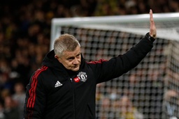 Manchester United fans are deeply divided over star duo after Ole Gunnar Solskjaer’s final game admission featured image