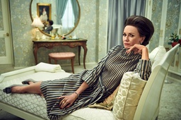 Behold the Jaw-Dropping Socialite Style of <em>Feud: Capote Vs. The Swans</em> featured image